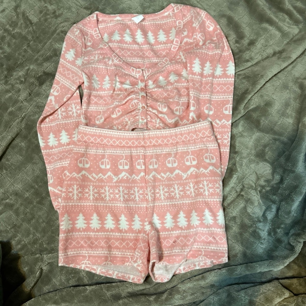 PJ set